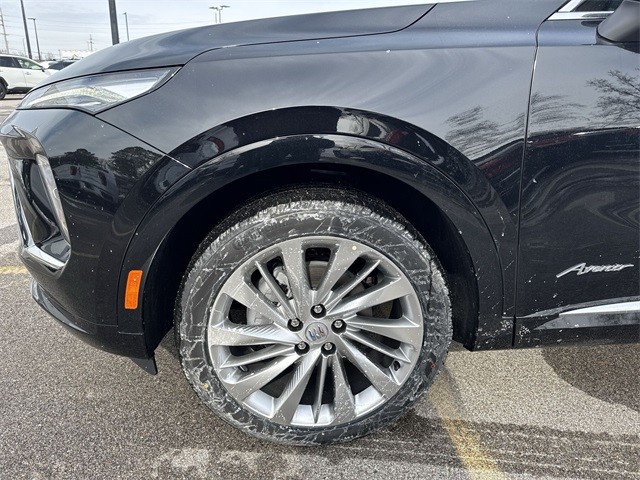 Buick Envision Vehicle Full-screen Gallery Image 10