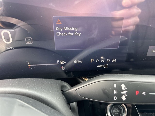 Buick Envision Vehicle Full-screen Gallery Image 15