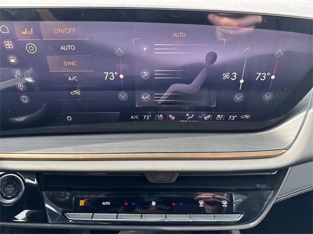 Buick Envision Vehicle Full-screen Gallery Image 19