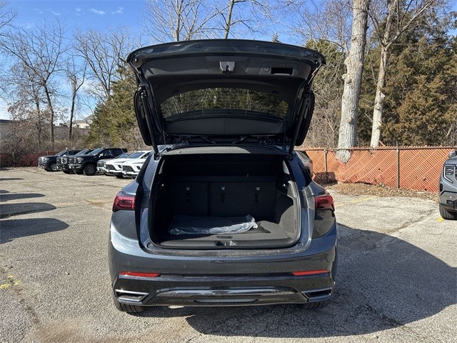 Buick Envision Vehicle Full-screen Gallery Image 23