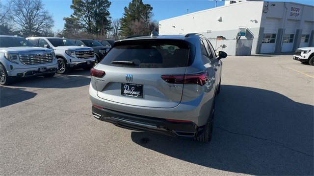 Buick Envision Vehicle Full-screen Gallery Image 08