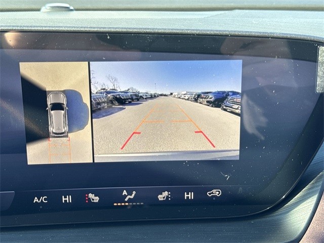 Buick Envision Vehicle Full-screen Gallery Image 17