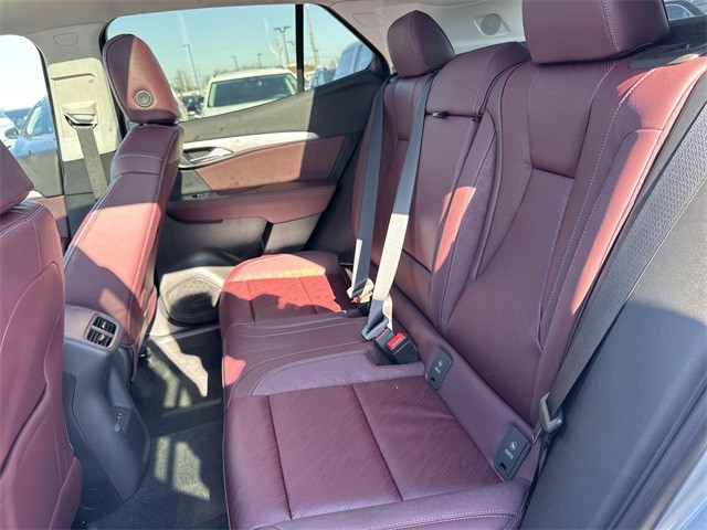 Buick Envision Vehicle Full-screen Gallery Image 23