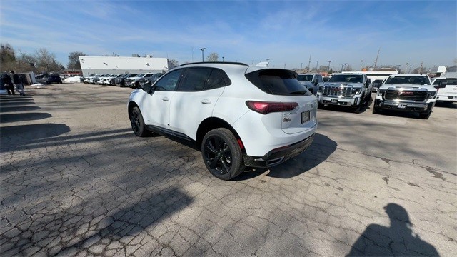 Buick Envision Vehicle Full-screen Gallery Image 06