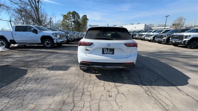 Buick Envision Vehicle Full-screen Gallery Image 07