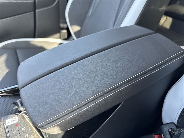 Buick Envision Vehicle Full-screen Gallery Image 21