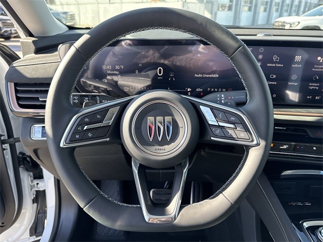 Buick Envision Vehicle Full-screen Gallery Image 14