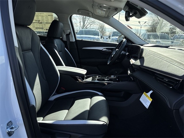 Buick Envision Vehicle Full-screen Gallery Image 24