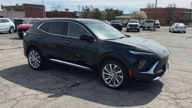 Buick Envision Vehicle Full-screen Gallery Image 02