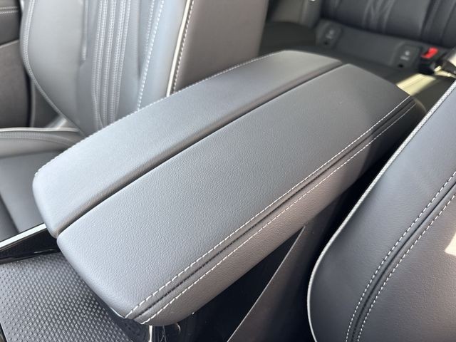 Buick Envision Vehicle Full-screen Gallery Image 21