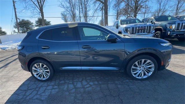 Buick Envision Vehicle Full-screen Gallery Image 09