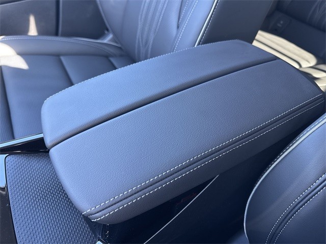 Buick Envision Vehicle Full-screen Gallery Image 21