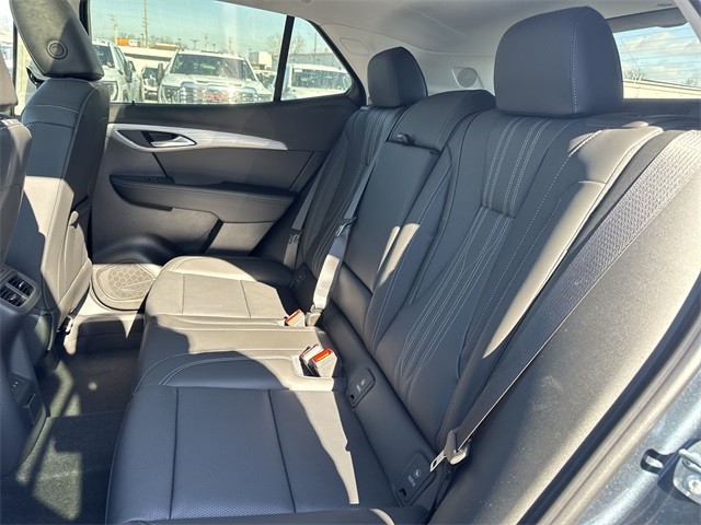 Buick Envision Vehicle Full-screen Gallery Image 23