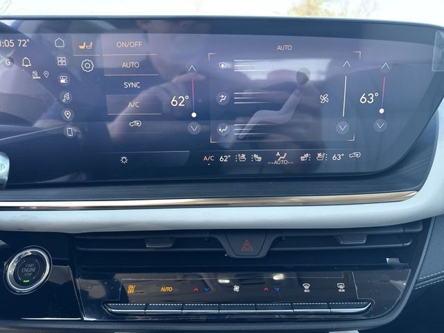 Buick Envision Vehicle Full-screen Gallery Image 19