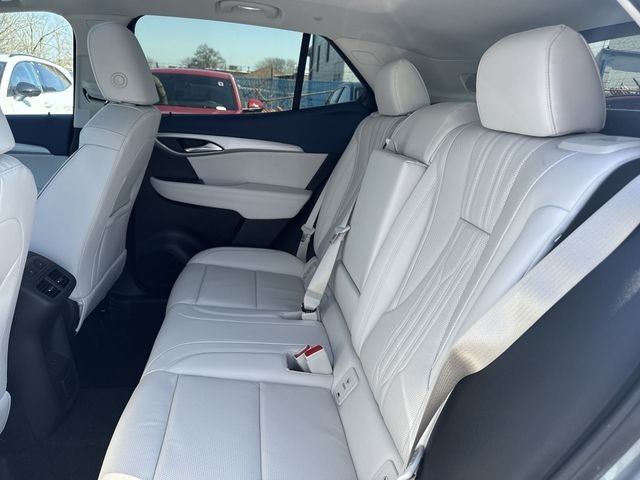 Buick Envision Vehicle Full-screen Gallery Image 23