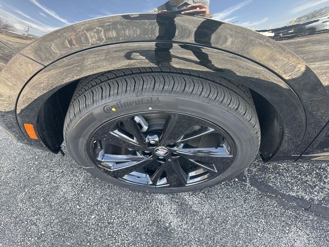 Buick Envision Vehicle Full-screen Gallery Image 10