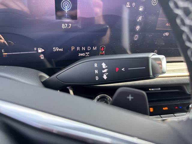 Buick Envision Vehicle Full-screen Gallery Image 20