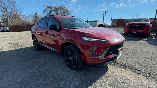 Buick Envision Vehicle Full-screen Gallery Image 02