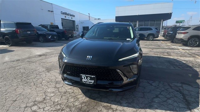 Buick Envision Vehicle Full-screen Gallery Image 03