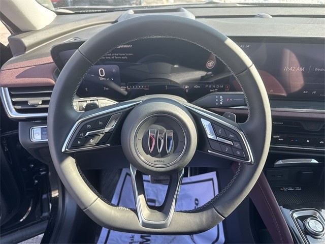 Buick Envision Vehicle Full-screen Gallery Image 14