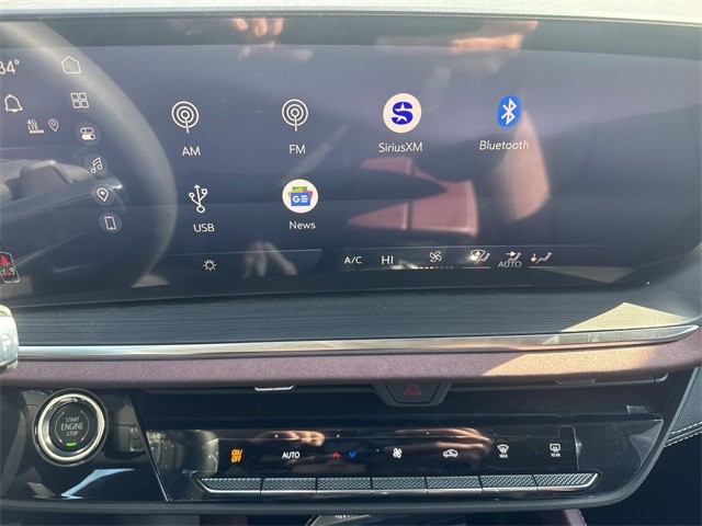 Buick Envision Vehicle Full-screen Gallery Image 16