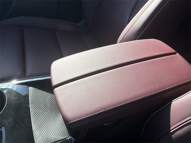 Buick Envision Vehicle Full-screen Gallery Image 21