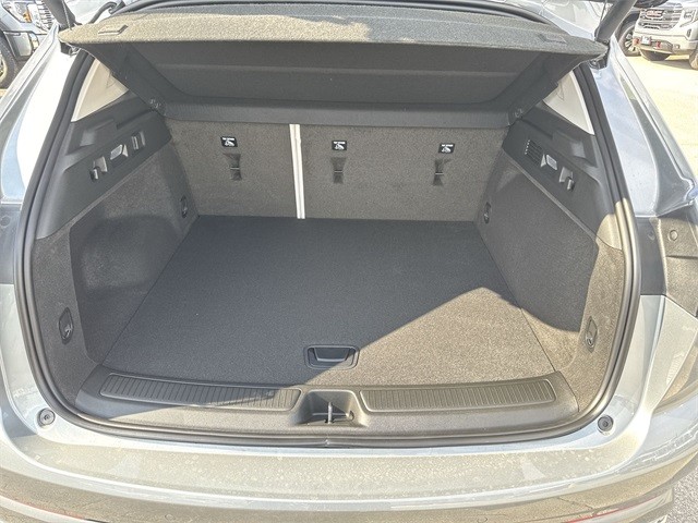 Buick Envision Vehicle Full-screen Gallery Image 24