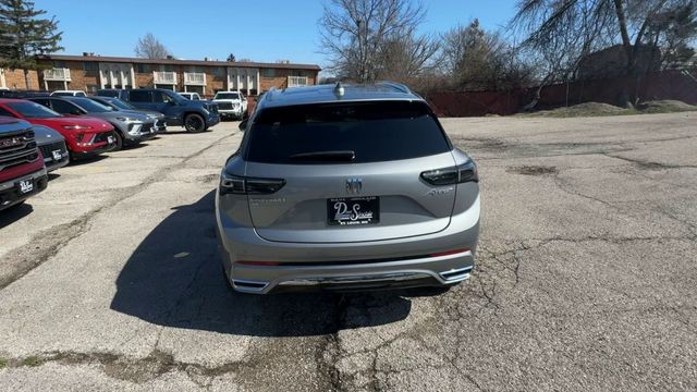 Buick Envision Vehicle Full-screen Gallery Image 07