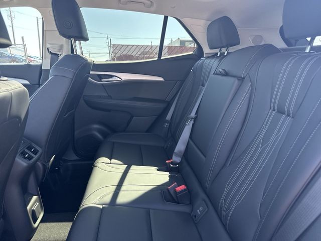 Buick Envision Vehicle Full-screen Gallery Image 23