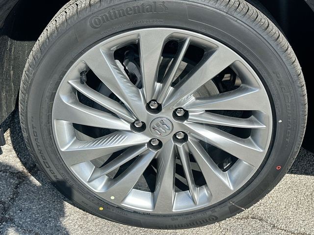 Buick Envision Vehicle Full-screen Gallery Image 10