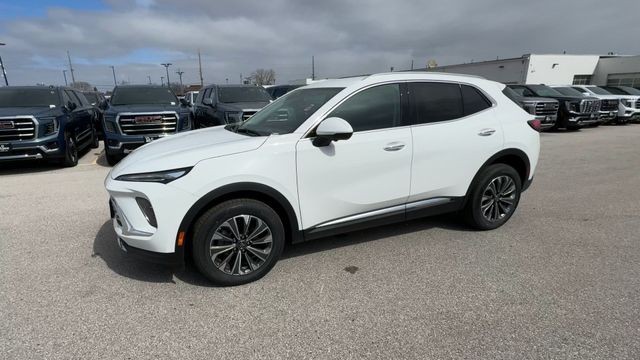 Buick Envision Vehicle Full-screen Gallery Image 04