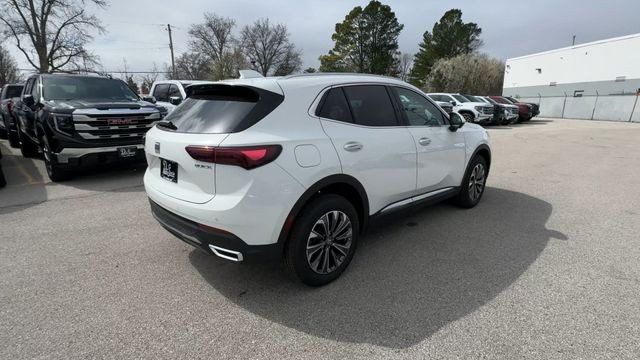 Buick Envision Vehicle Full-screen Gallery Image 08