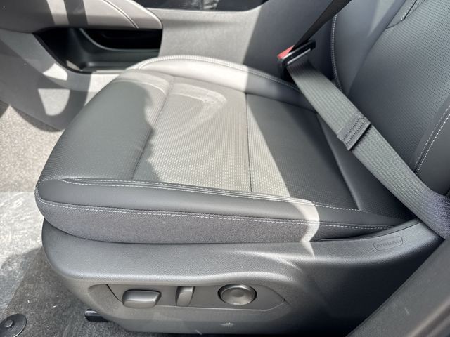 Buick Envision Vehicle Full-screen Gallery Image 12