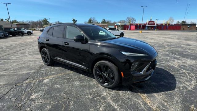 Buick Envision Vehicle Full-screen Gallery Image 02