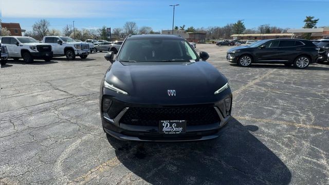 Buick Envision Vehicle Full-screen Gallery Image 03