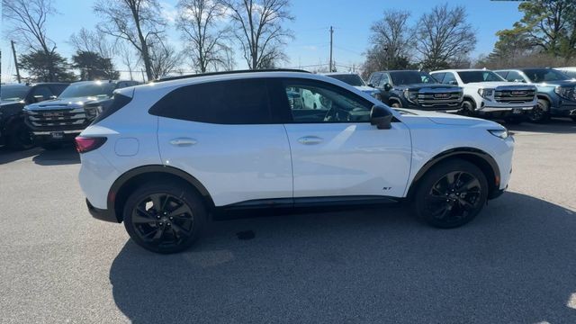 Buick Envision Vehicle Full-screen Gallery Image 09