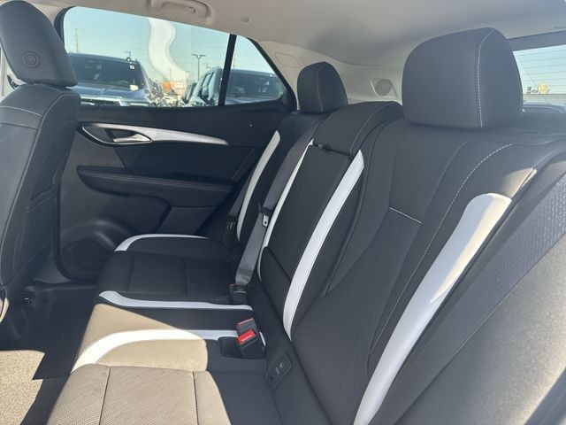 Buick Envision Vehicle Full-screen Gallery Image 21