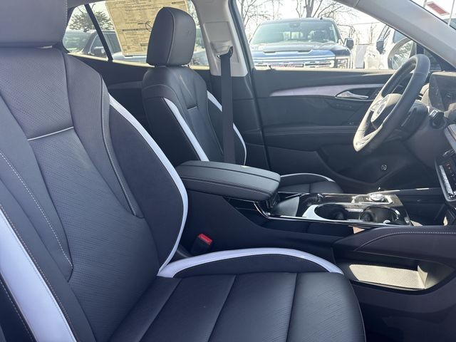 Buick Envision Vehicle Full-screen Gallery Image 23