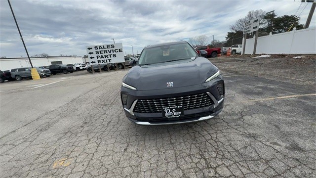 Buick Envision Vehicle Full-screen Gallery Image 03