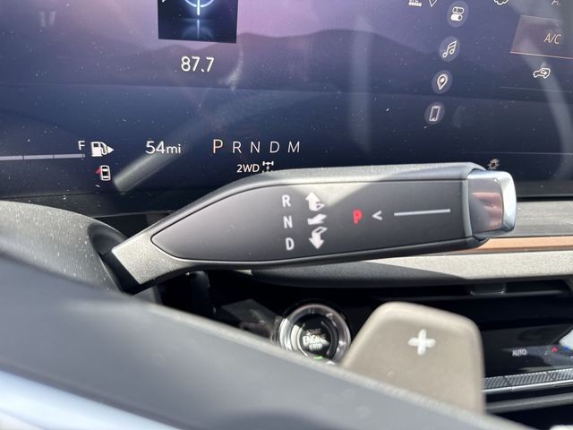 Buick Envision Vehicle Full-screen Gallery Image 20