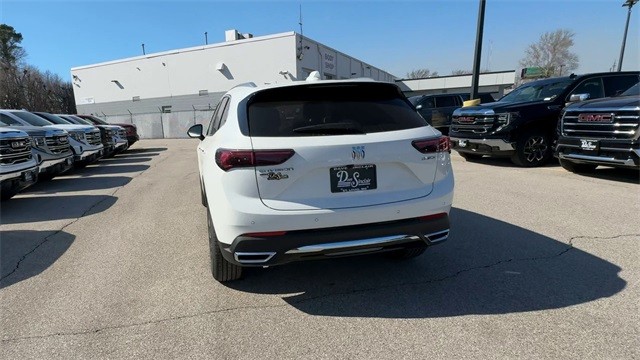 Buick Envision Vehicle Full-screen Gallery Image 07