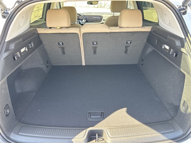 Buick Envision Vehicle Full-screen Gallery Image 23