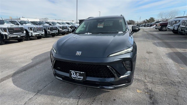 Buick Envision Vehicle Full-screen Gallery Image 03