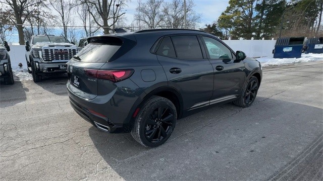 Buick Envision Vehicle Full-screen Gallery Image 08