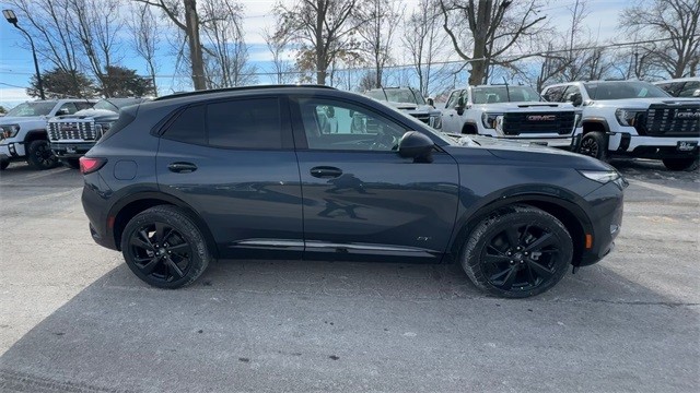 Buick Envision Vehicle Full-screen Gallery Image 09