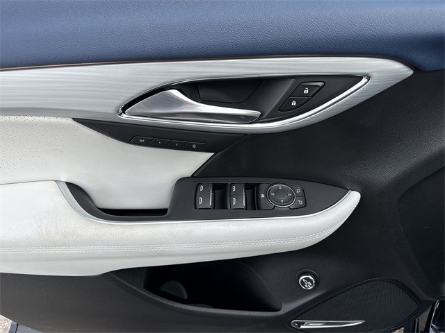 Buick Envision Vehicle Full-screen Gallery Image 13