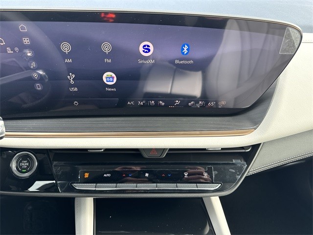 Buick Envision Vehicle Full-screen Gallery Image 16