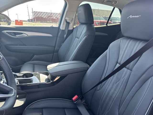 Buick Envision Vehicle Full-screen Gallery Image 11