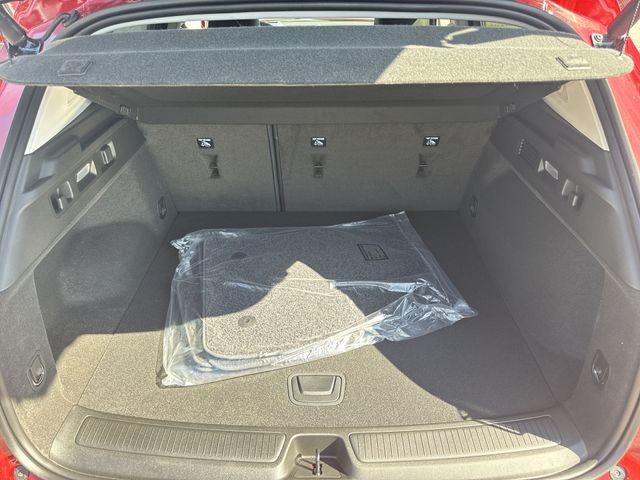 Buick Envision Vehicle Full-screen Gallery Image 24