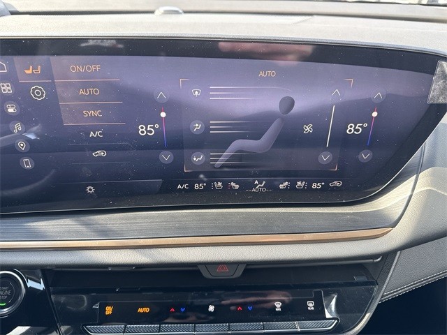 Buick Envision Vehicle Full-screen Gallery Image 19